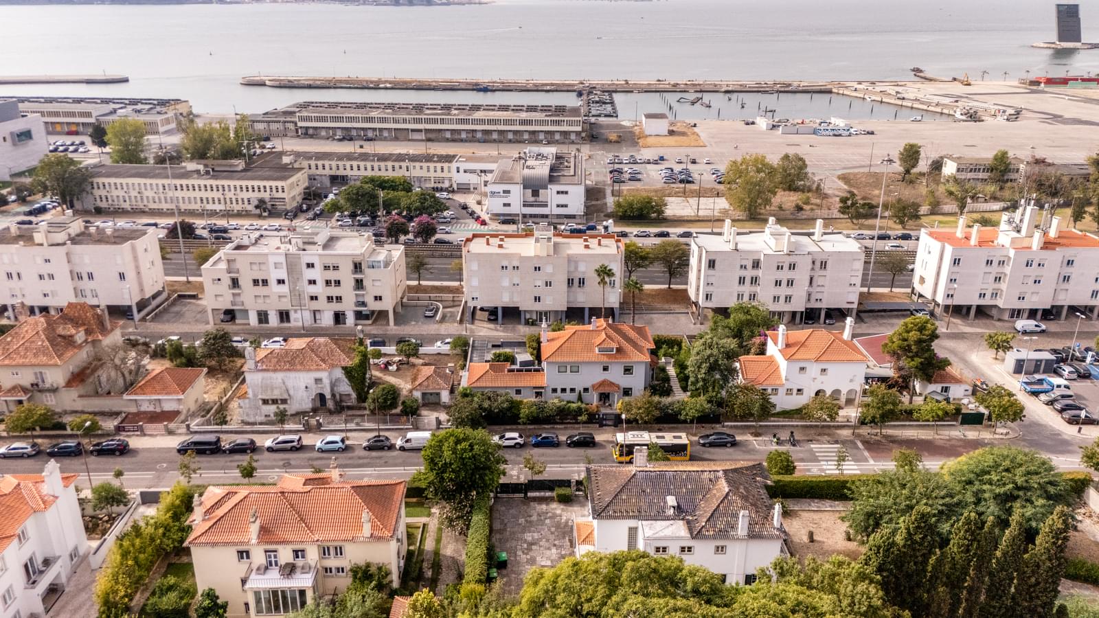 Moradia T6 com jardim, Restelo, Lisboa - Imagem 17