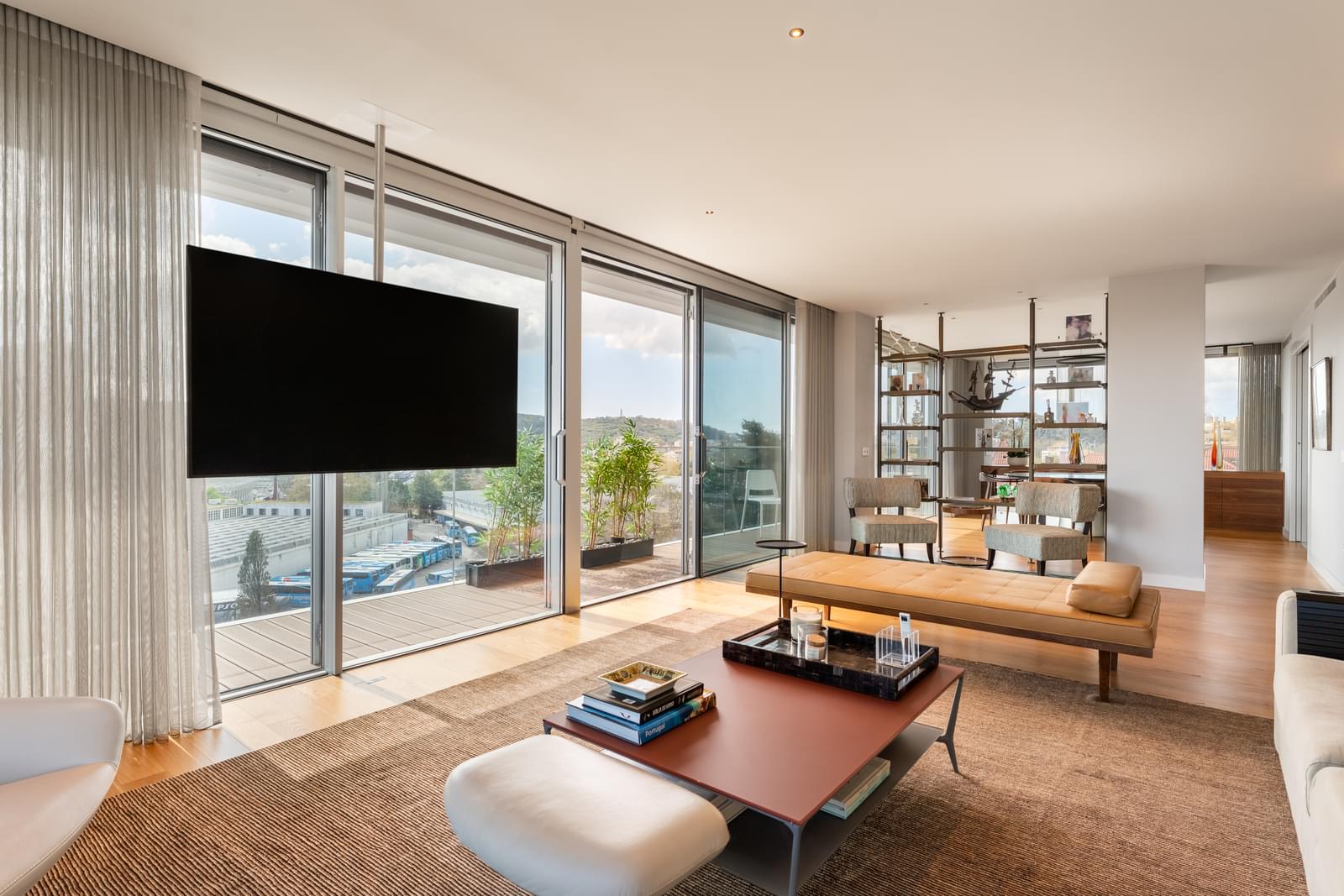 Tp Open Sete Rios Apartamento T4 com estacionamento, Sete Rios, Lisboa | Piquet Realty