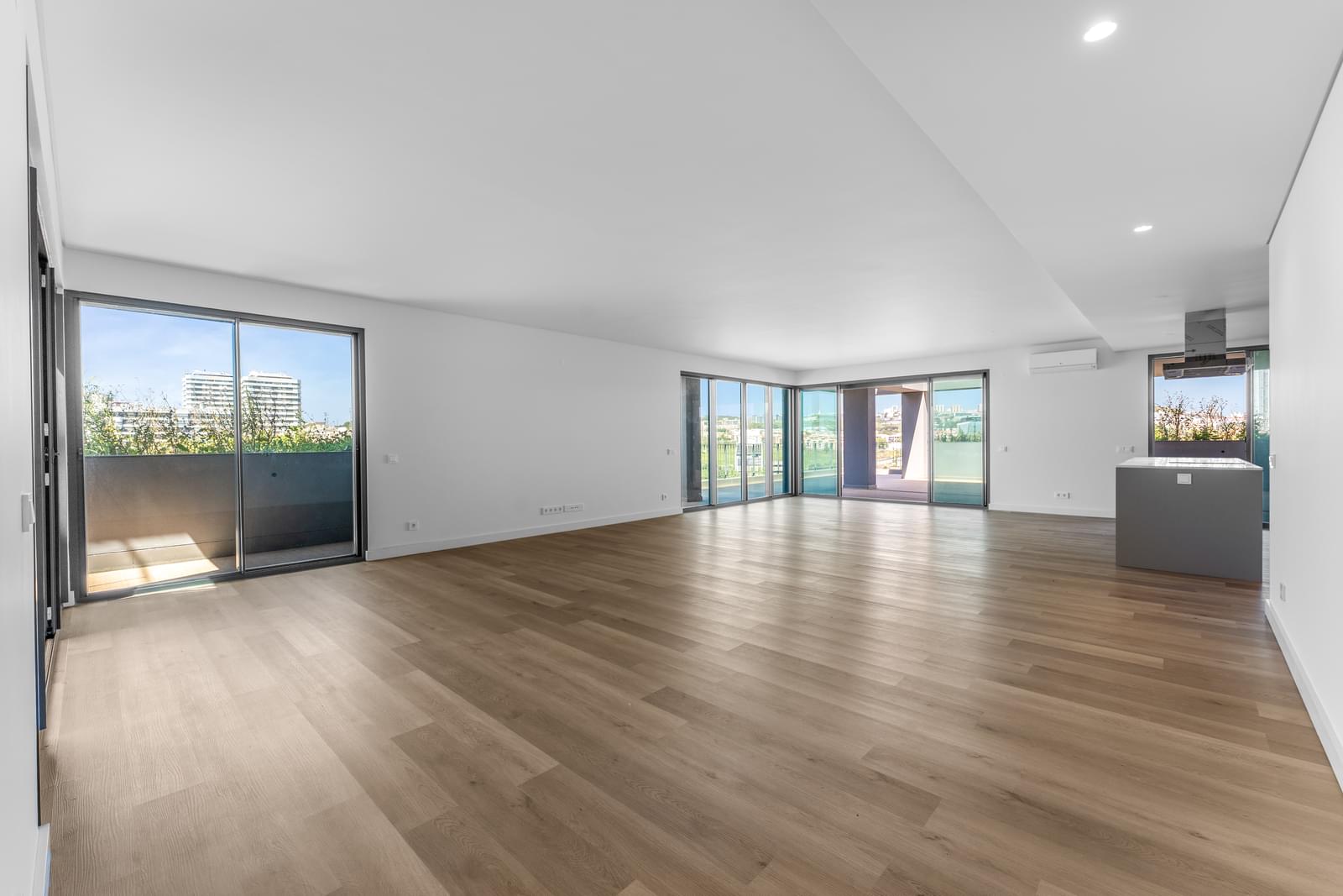 Apartamento T4 com piscina, Miraflores, Oeiras - Imagem 10