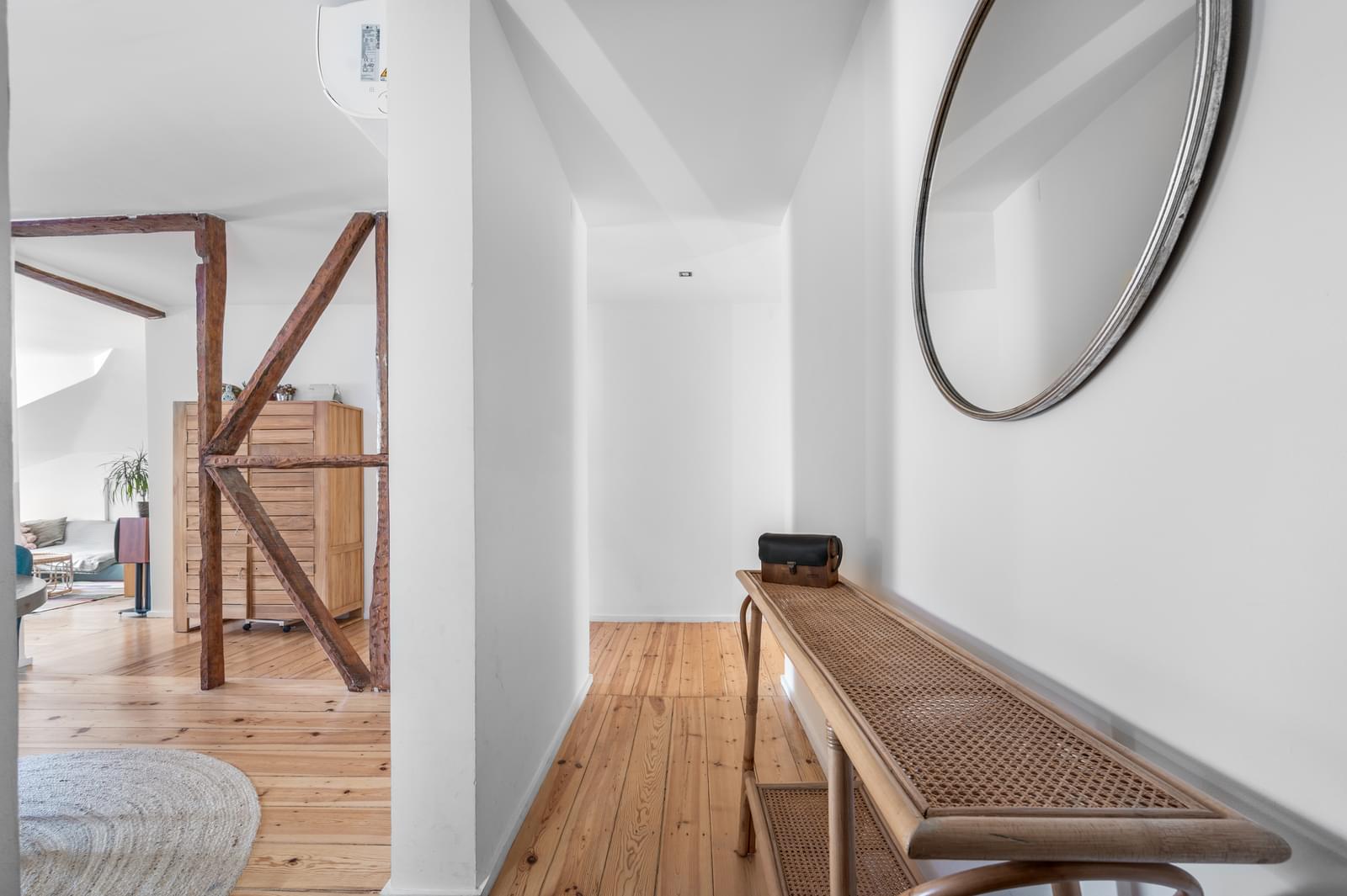 Apartamento T2 + 1 com vista, São Bento, Lisboa - Imagem 2