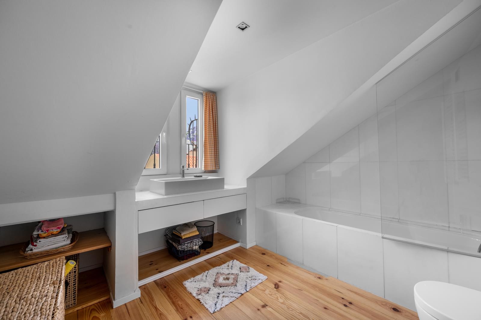 Apartamento T2 + 1 com vista, São Bento, Lisboa - Imagem 24