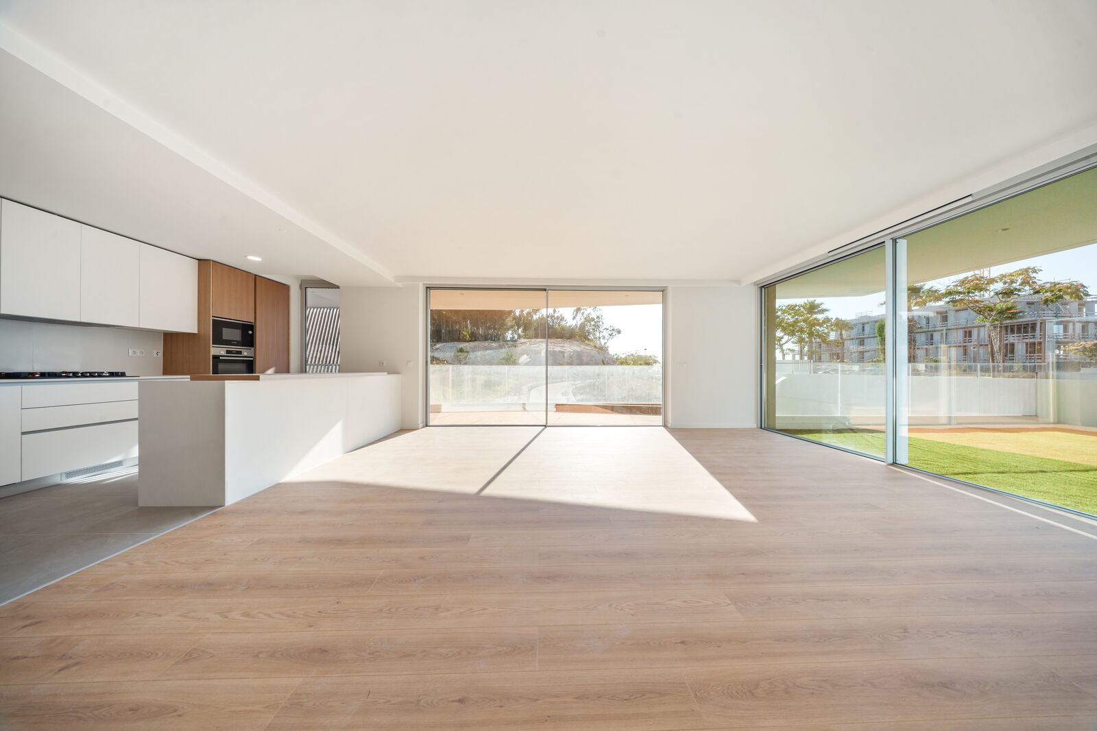 Apartamento T3 com jardim, Belas Clube de Campo, Sintra - Imagem 1