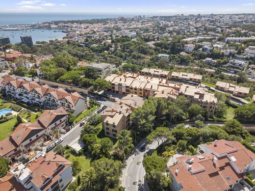PF41119 - Apartamento T4 com vista, Monte Estoril, Cascais - Imagem 10