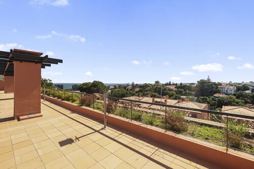 PF41119 - Apartamento T4 com vista, Monte Estoril, Cascais - Imagem 19