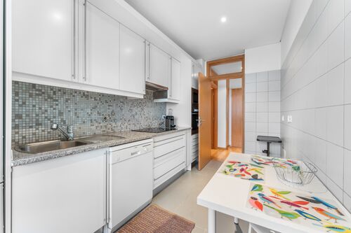 PF41207 - Apartamento T2 com jardim, Lisboa - Imagem 19